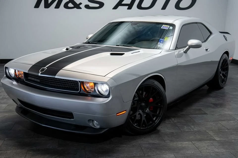 2010 Dodge Challenger SRT8 & 392 3rd Gen - Image 3 of 19