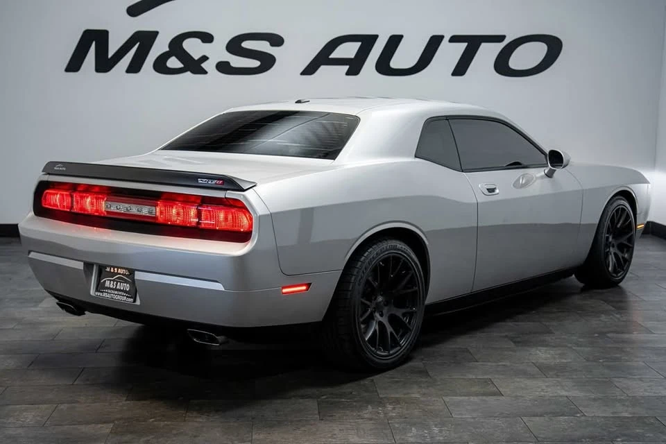 2010 Dodge Challenger SRT8 & 392 3rd Gen - Image 5 of 19