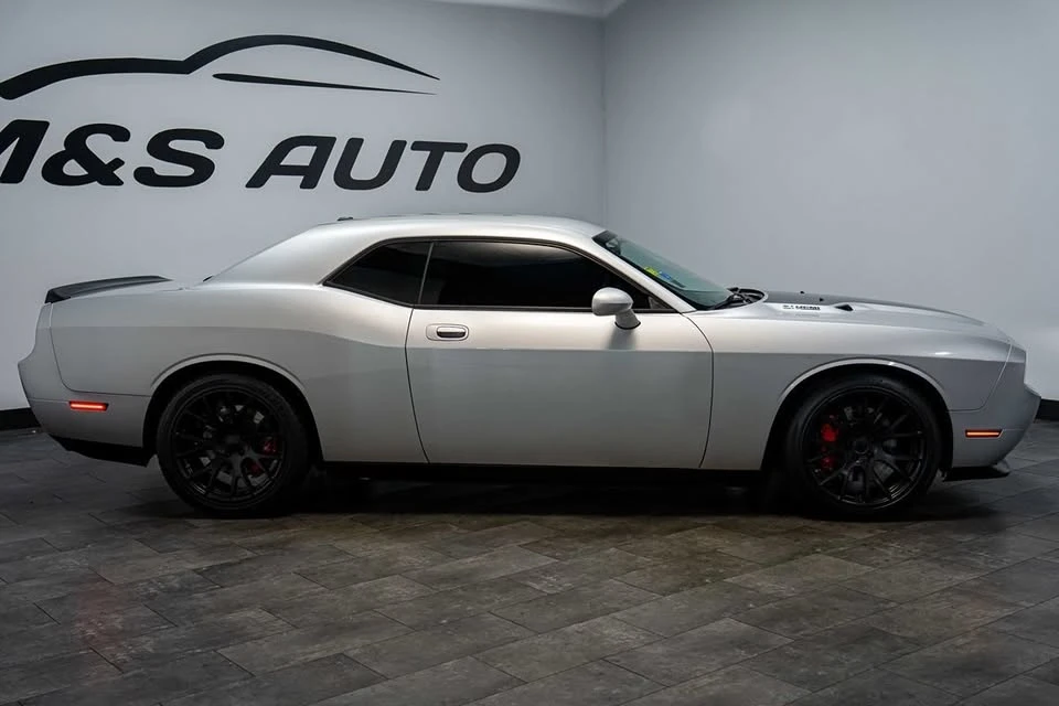 2010 Dodge Challenger SRT8 & 392 3rd Gen - Image 7 of 19