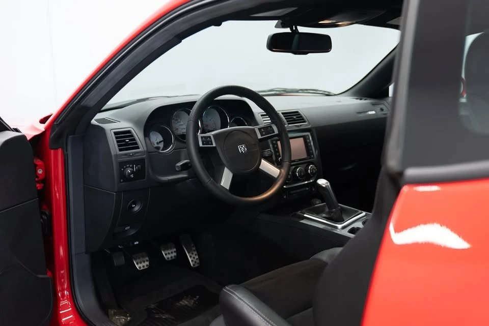 2010 Dodge Challenger SRT8 & 392 3rd Gen - Image 6 of 19