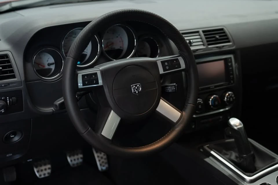 2010 Dodge Challenger SRT8 & 392 3rd Gen - Image 18 of 19