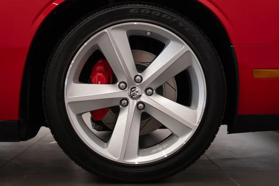 2010 Dodge Challenger SRT8 & 392 3rd Gen - Image 14 of 19