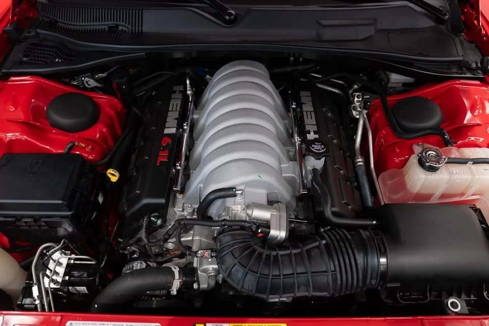 2010 Dodge Challenger SRT8 & 392 3rd Gen - Image 16 of 19
