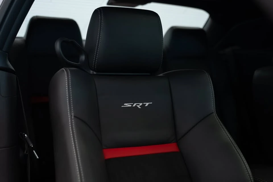 2010 Dodge Challenger SRT8 & 392 3rd Gen - Image 11 of 19