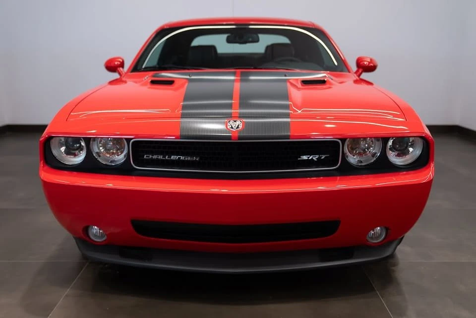 2010 Dodge Challenger SRT8 & 392 3rd Gen - Image 9 of 19