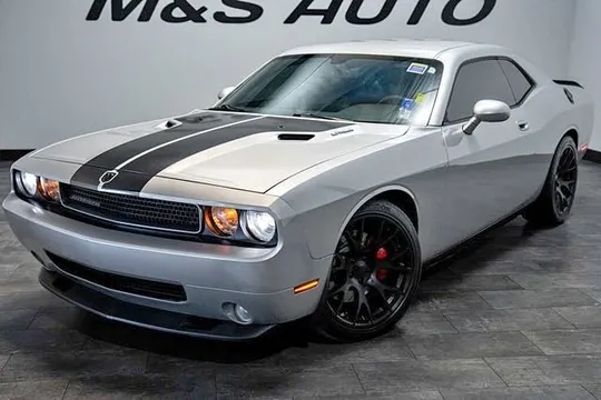 2010 Dodge Challenger SRT8 RWD
