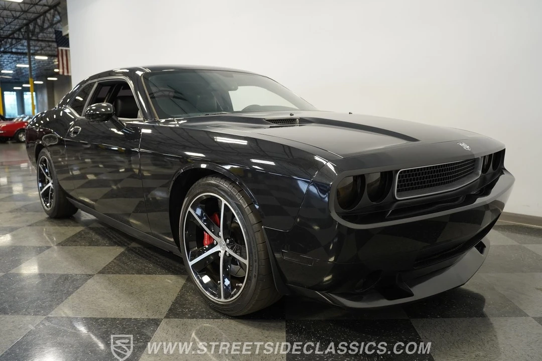 2010 Dodge Challenger SRT8 & 392 3rd Gen - Image 17 of 31