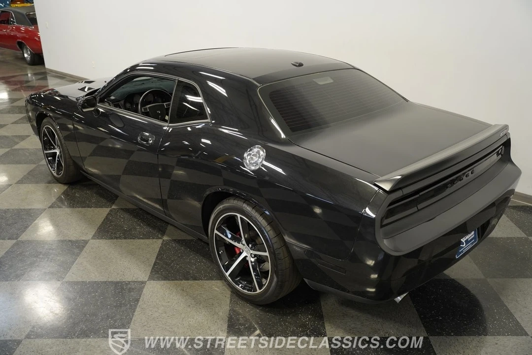 2010 Dodge Challenger SRT8 & 392 3rd Gen - Image 27 of 31