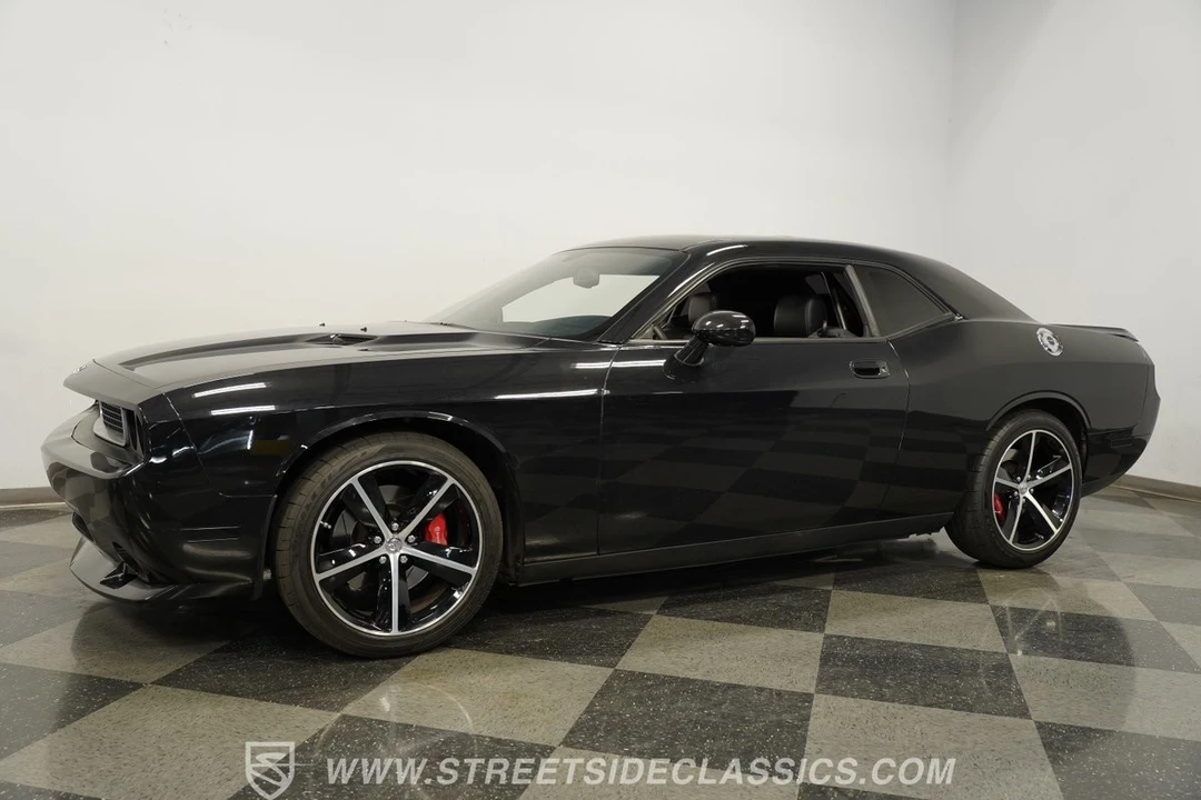 2010 Dodge Challenger SRT8 & 392 3rd Gen - Image 7 of 31