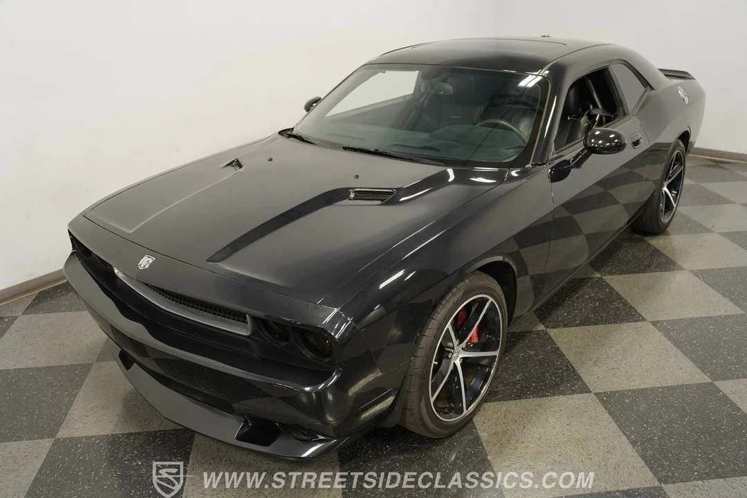 2010 Dodge Challenger SRT8 & 392 3rd Gen - Image 20 of 31