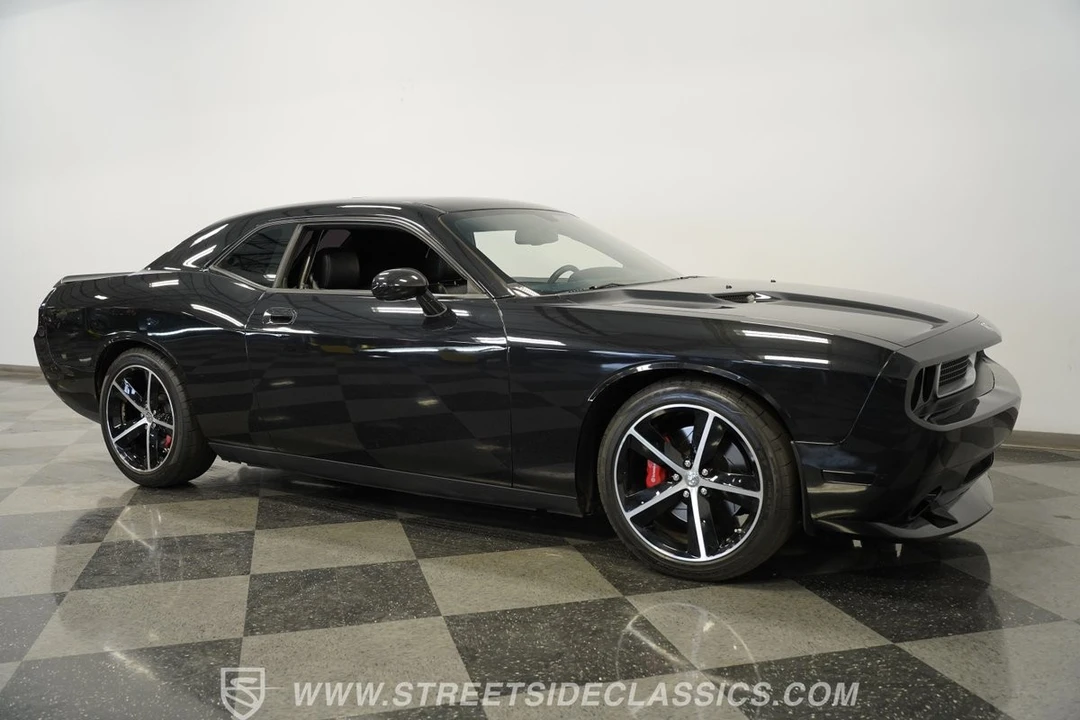 2010 Dodge Challenger SRT8 & 392 3rd Gen - Image 16 of 31