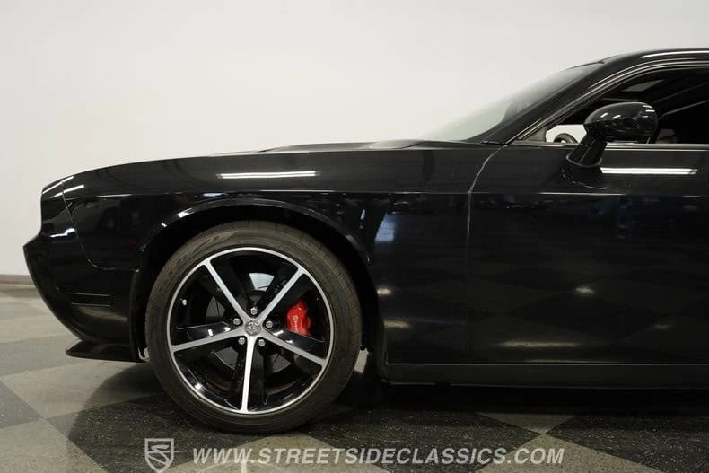 2010 Dodge Challenger SRT8 & 392 3rd Gen - Image 12 of 31