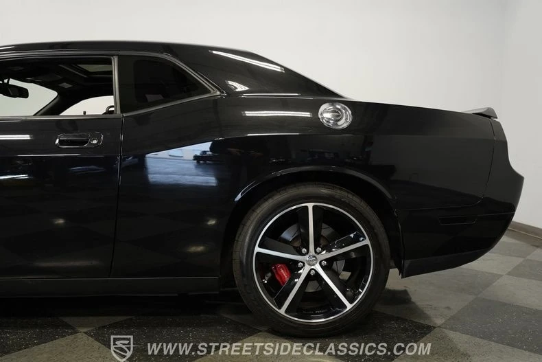 2010 Dodge Challenger SRT8 & 392 3rd Gen - Image 24 of 31