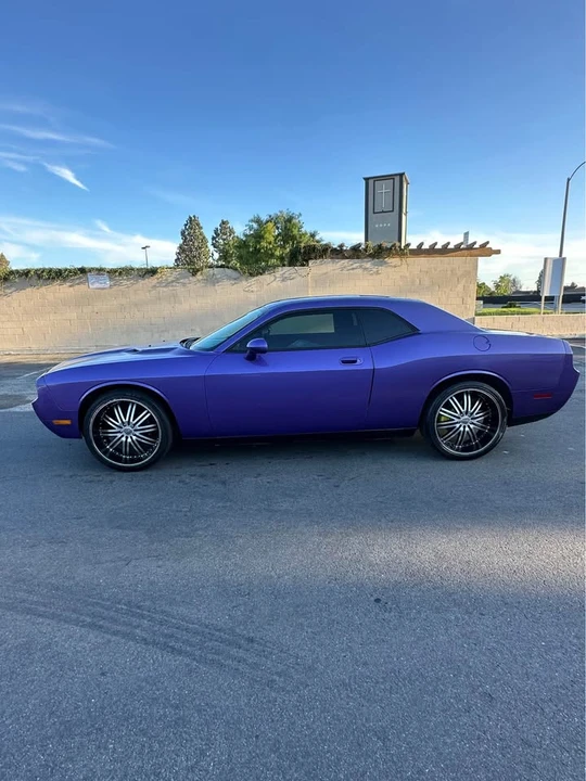 2010 Dodge Challenger 3rd Gen - Image 6 of 14