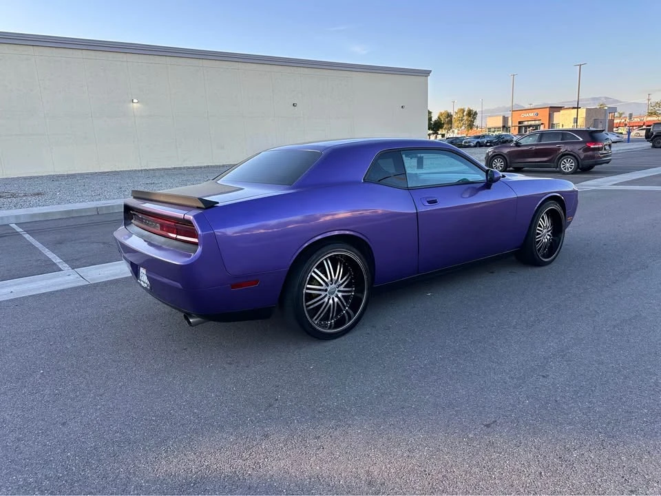 2010 Dodge Challenger 3rd Gen - Image 9 of 14