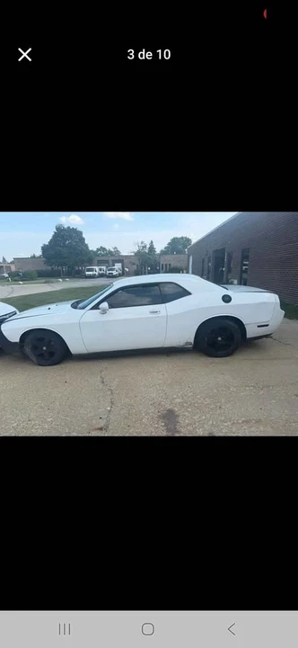 2010 Dodge Challenger 3rd Gen - Image 6 of 10
