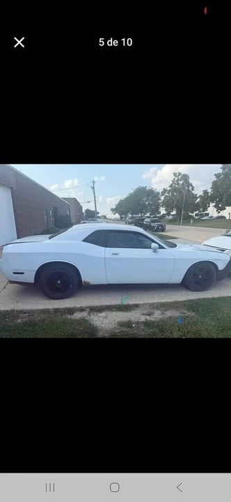 2010 Dodge Challenger 3rd Gen - Image 2 of 10