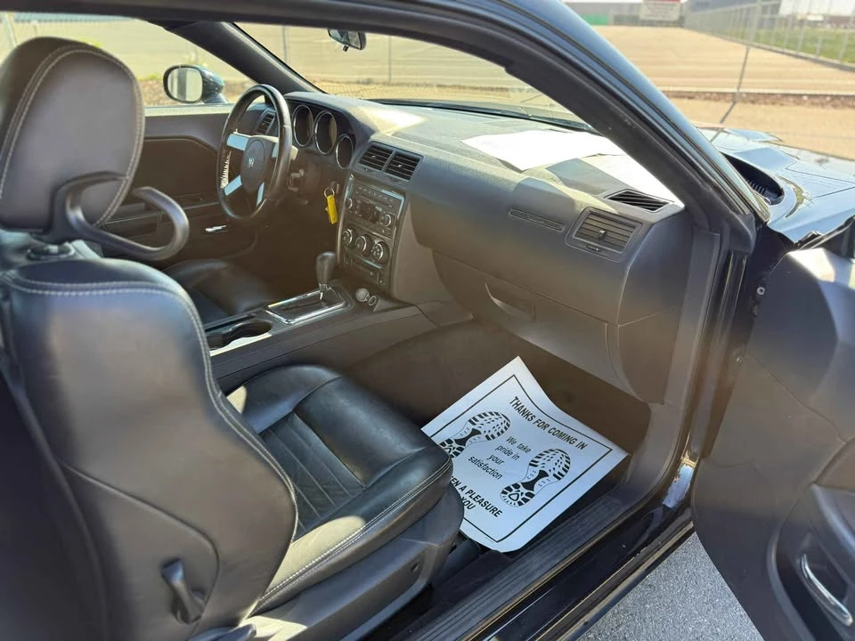 2010 Dodge Challenger 3rd Gen - Image 10 of 12