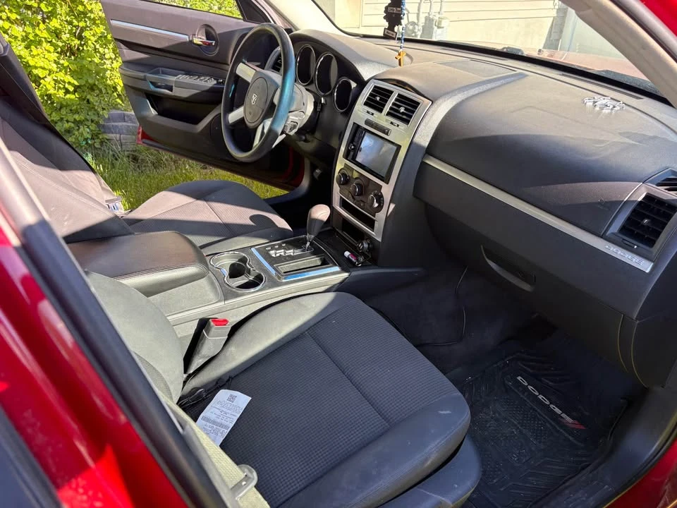 2010 Dodge Challenger 3rd Gen - Image 12 of 14