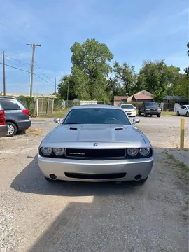 2010 Dodge Challenger SXT Coupe 2D