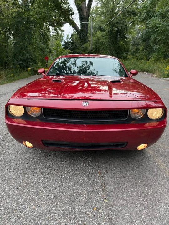 2010 Dodge Challenger 3rd Gen - Image 3 of 16