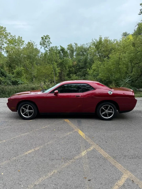 2010 Dodge Challenger 3rd Gen - Image 4 of 16