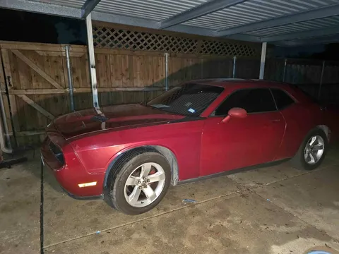 2010 Dodge Challenger SXT Coupe 2D