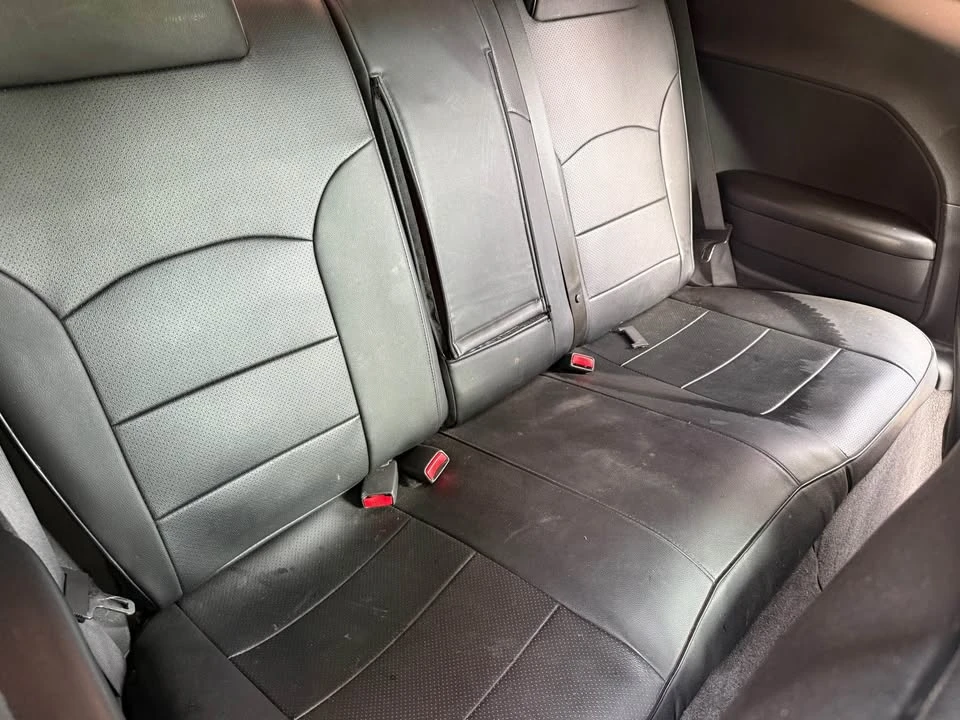 2010 Dodge Challenger 3rd Gen - Image 14 of 16