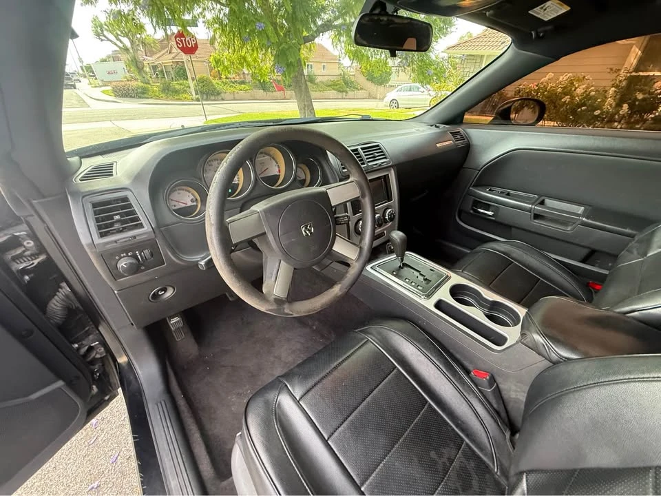 2010 Dodge Challenger 3rd Gen - Image 16 of 16