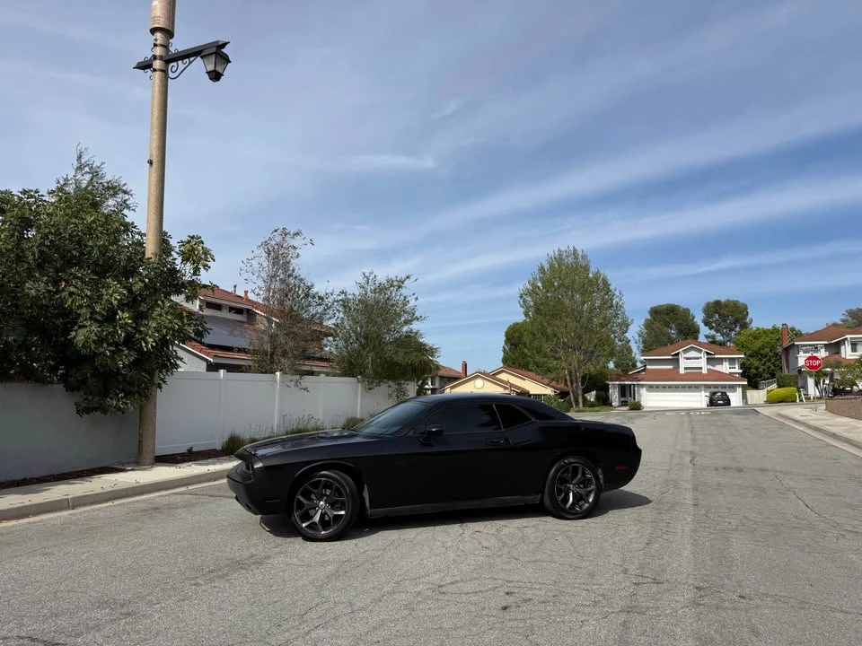 2010 Dodge Challenger 3rd Gen - Image 4 of 20