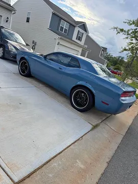 2010 Dodge Challenger SXT Coupe 2D