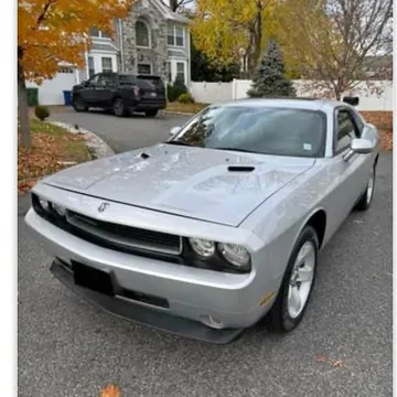 2010 Dodge Challenger SXT Plus Coupe