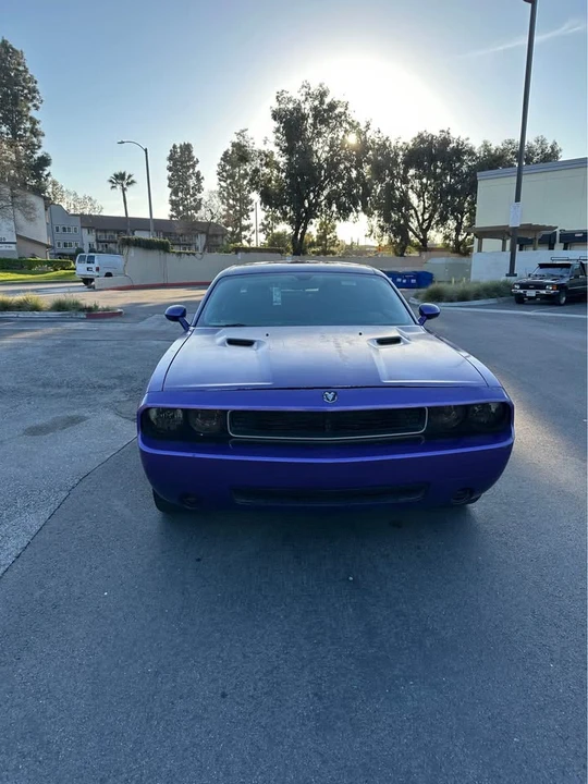 2010 Dodge Challenger 3rd Gen - Image 10 of 16