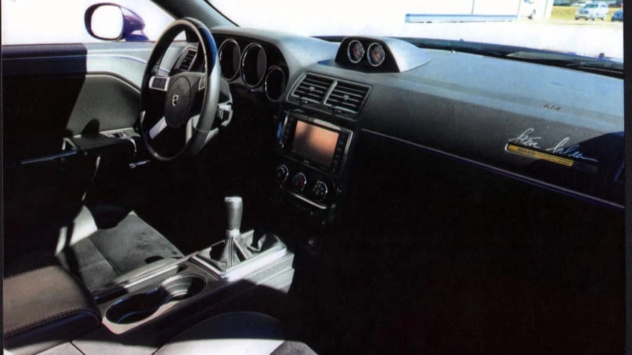 2010 Dodge Challenger 3rd Gen - Image 5 of 10