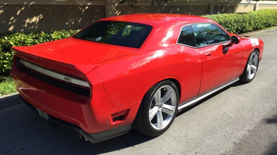 2010 Dodge Challenger 3rd Gen - Image 4 of 12