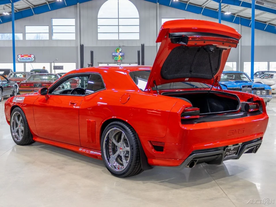2010 Dodge Challenger 3rd Gen - Image 16 of 24