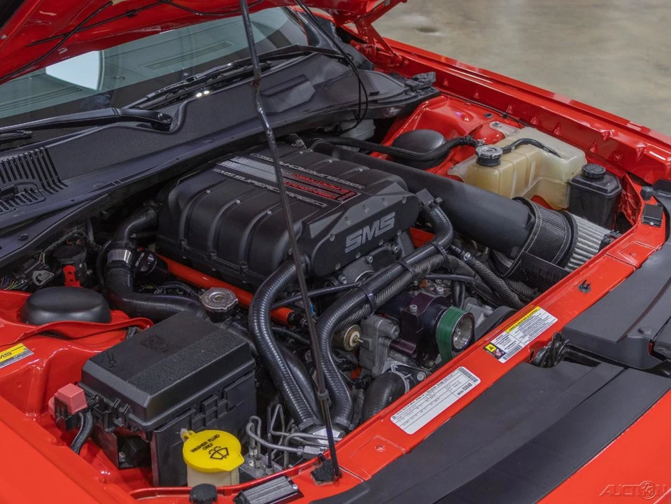 2010 Dodge Challenger 3rd Gen - Image 14 of 24