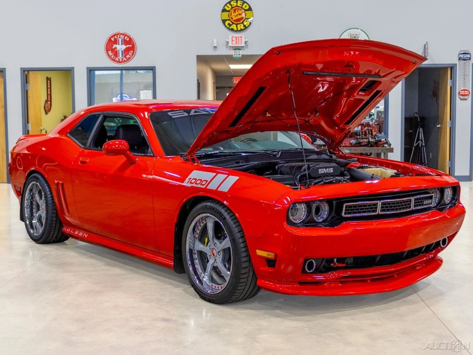 2010 Dodge Challenger 3rd Gen - Image 9 of 24