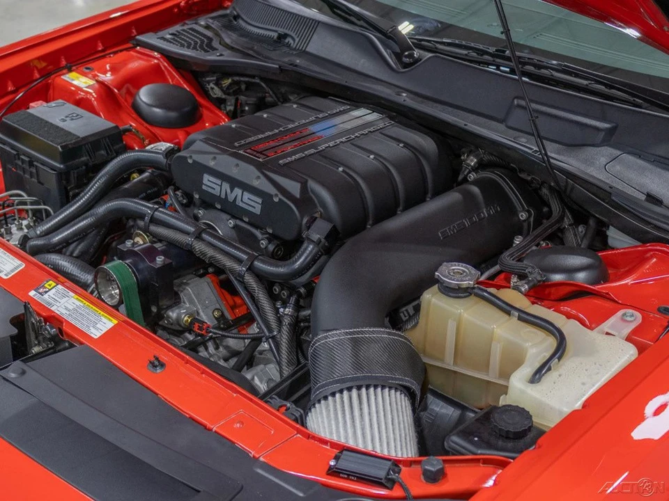 2010 Dodge Challenger 3rd Gen - Image 15 of 24