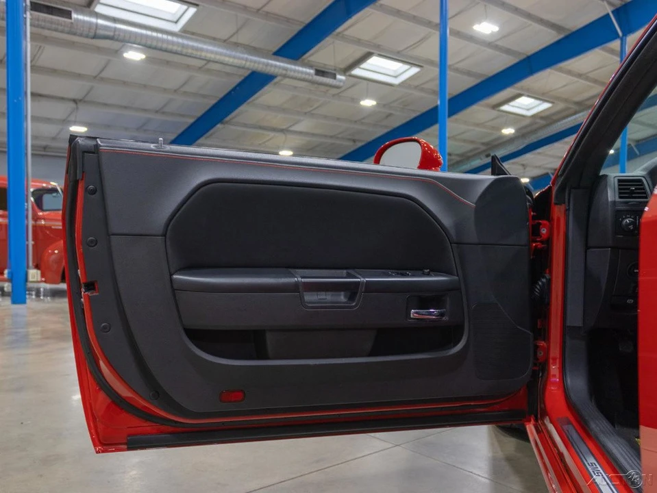 2010 Dodge Challenger 3rd Gen - Image 22 of 24