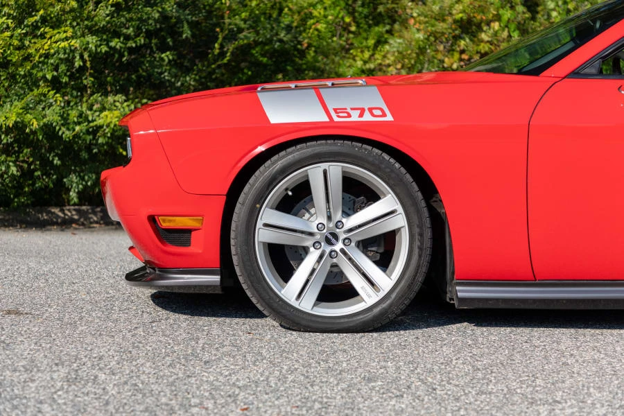 2010 Dodge Challenger 3rd Gen - Image 14 of 24
