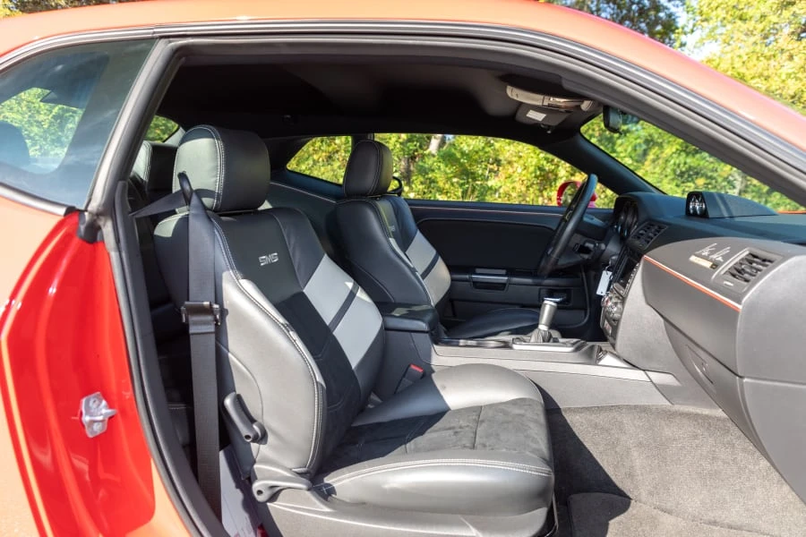 2010 Dodge Challenger 3rd Gen - Image 17 of 24