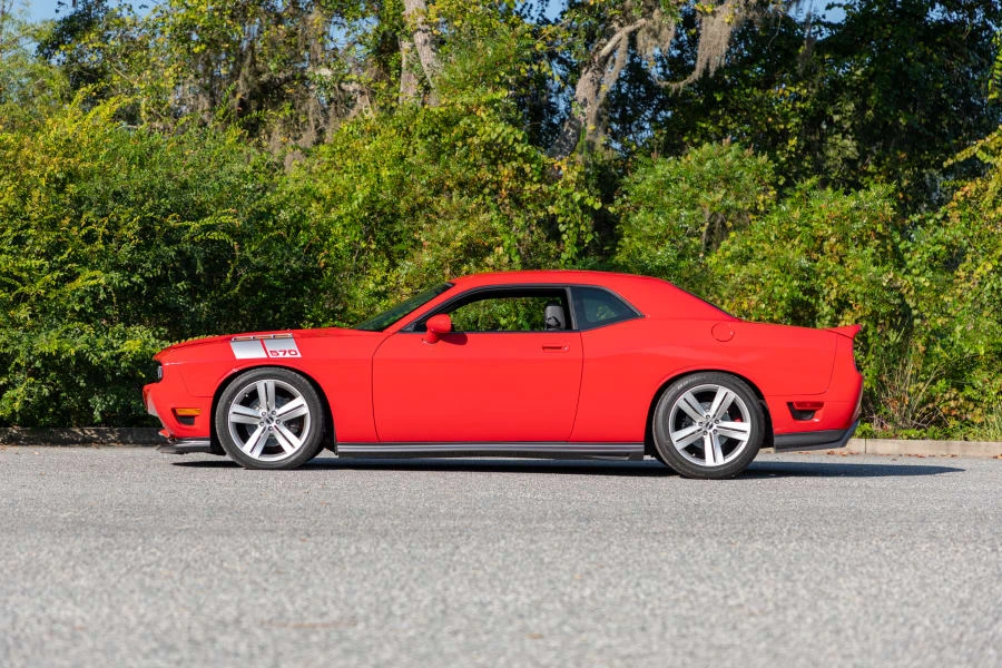 2010 Dodge Challenger 3rd Gen - Image 2 of 24