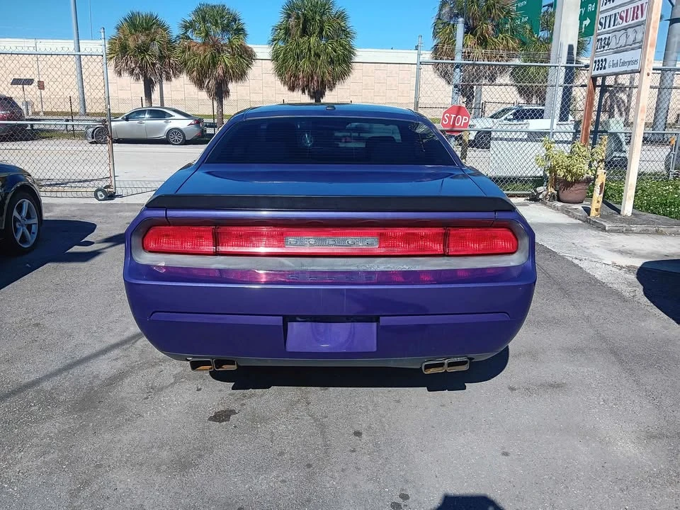 2010 Dodge Challenger 3rd Gen - Image 10 of 13