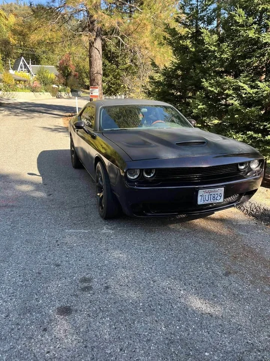 2010 Dodge Challenger 3rd Gen - Image 2 of 4