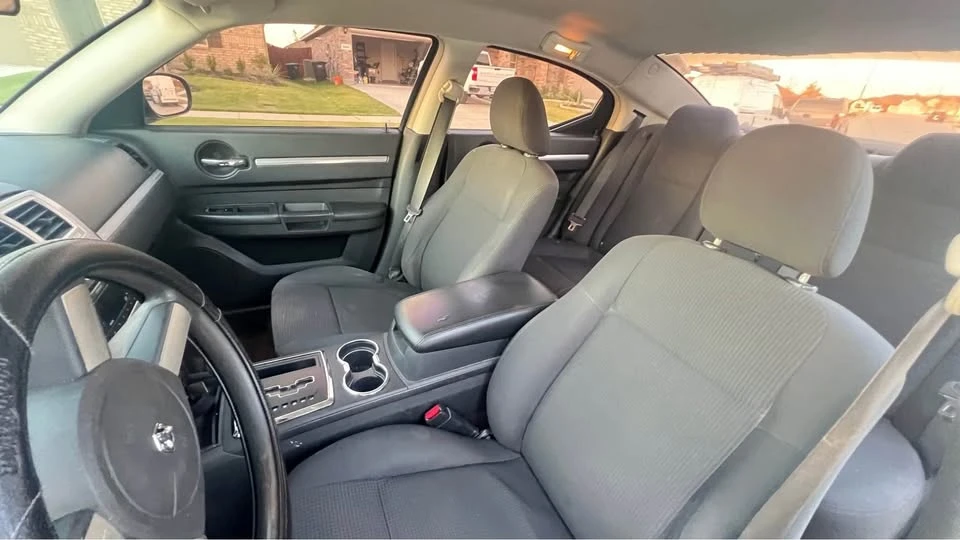 2010 Dodge Charger 6th Gen - Image 3 of 5