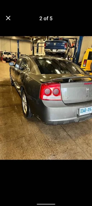 2010 Dodge Charger 6th Gen - Image 3 of 9