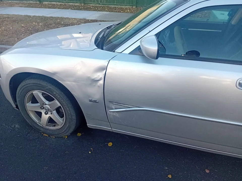 2010 Dodge Charger 6th Gen - Image 3 of 8