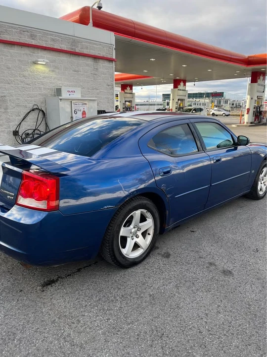 2010 Dodge Charger 6th Gen - Image 5 of 15