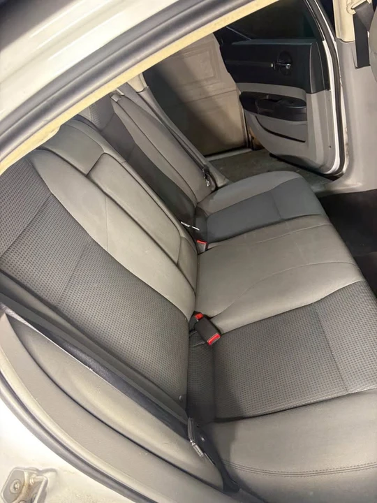 2010 Dodge Charger 6th Gen - Image 6 of 14